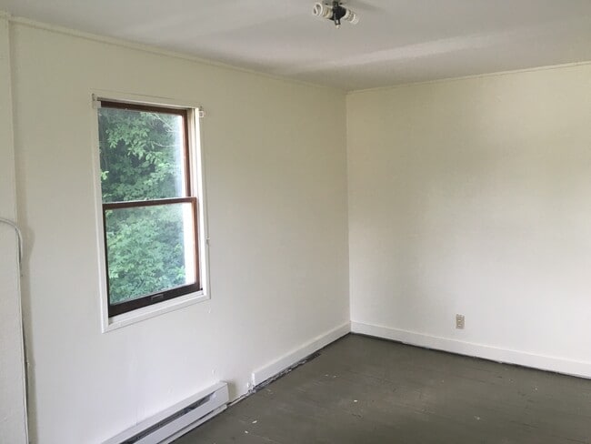 Photo - 139 Railroad St Unit 2