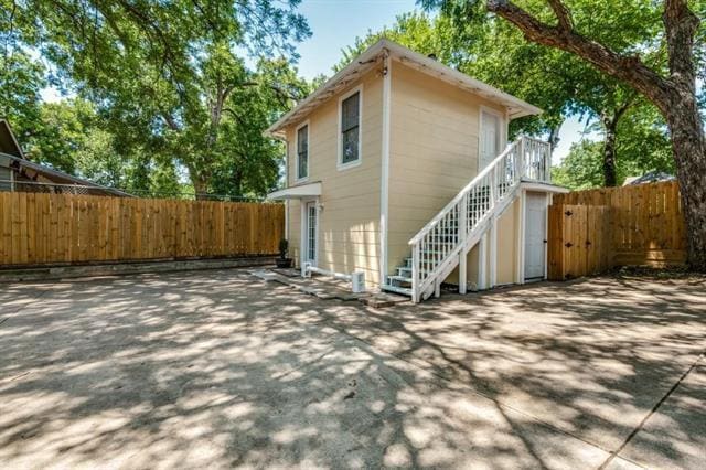 Photo - 4527 Worth St