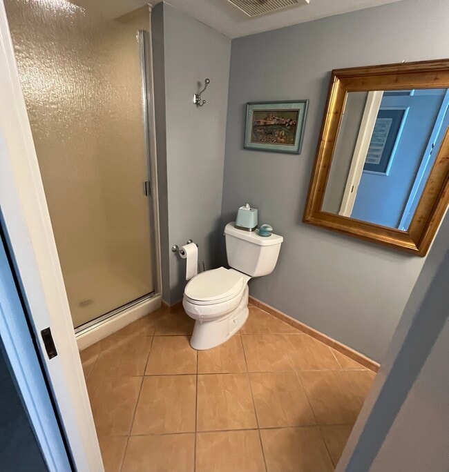 Photo - 5555 Heron Point Dr Unit 802