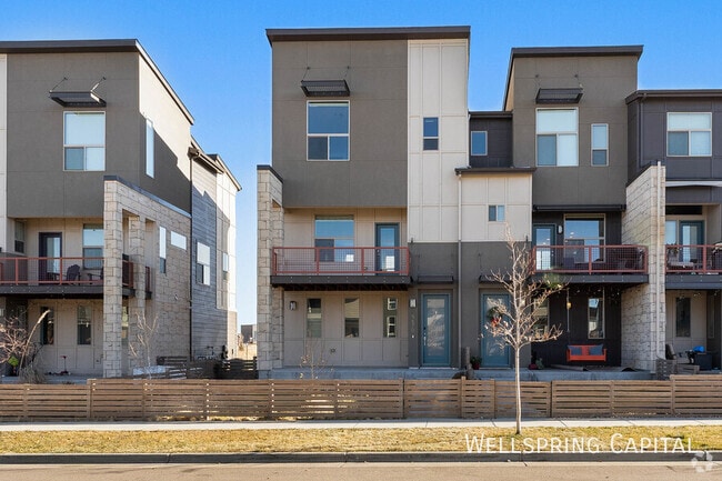 Building Photo - 5670 N Emporia St Rental