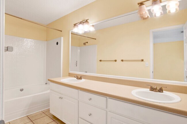 Photo - 3 Bed 2 Bath Home in Milton FL