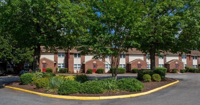 Chatham Square Apartments