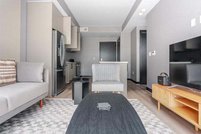 Photo - 1313 L St NW Unidad FL6-ID1243