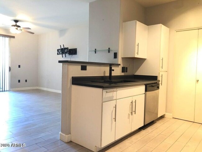 Photo - 3302 N 7th St