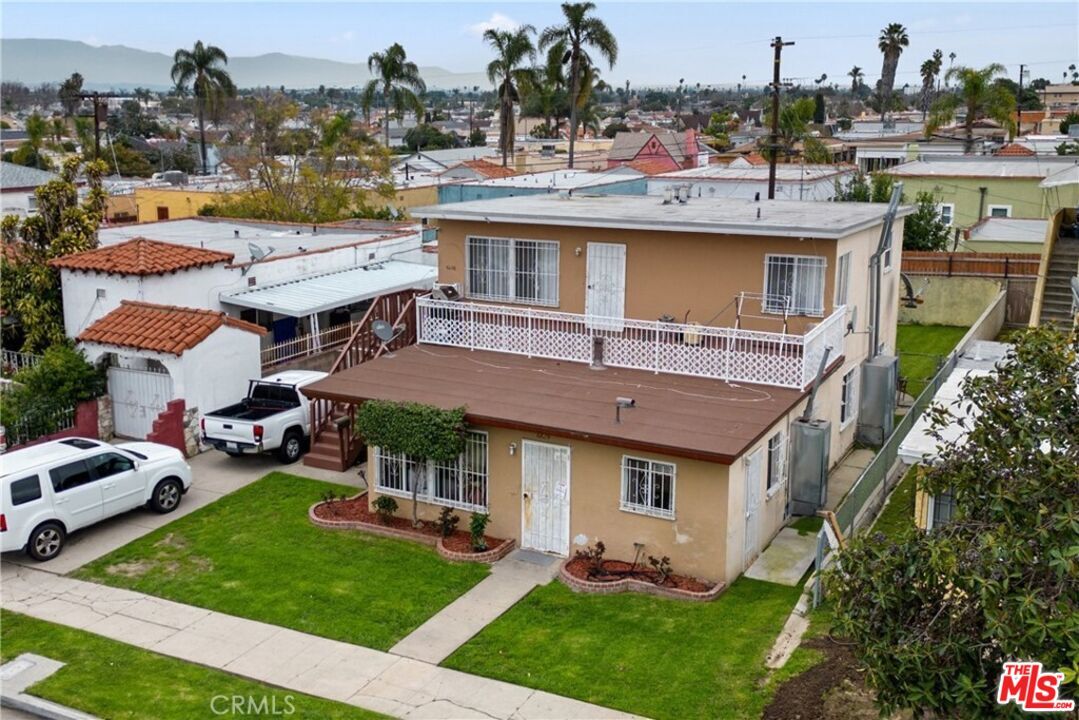 Photo - 6822 S Van Ness Ave