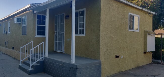 Photo - 6414 10th Ave Unidad 6414