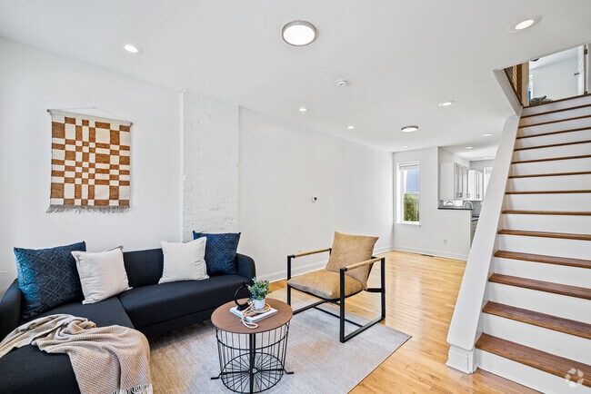 Building Photo - 118 W Montgomery Ave Rental