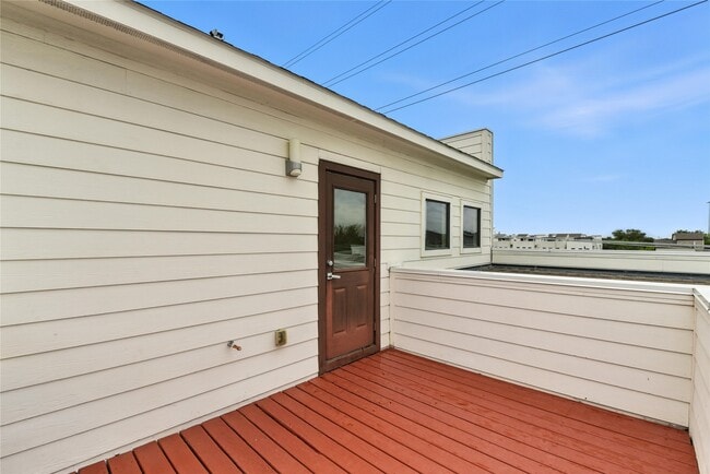 Building Photo - 1611 Spring St