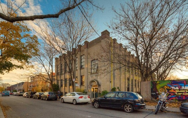 Building Photo - 284-284 St Helens Ave