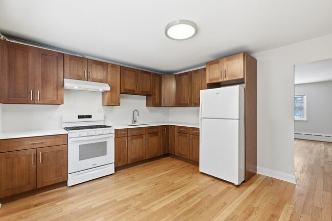 Photo - 1506 Glencoe Ave