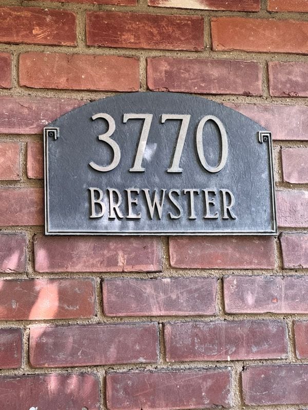 Photo - 3770 Brewster St
