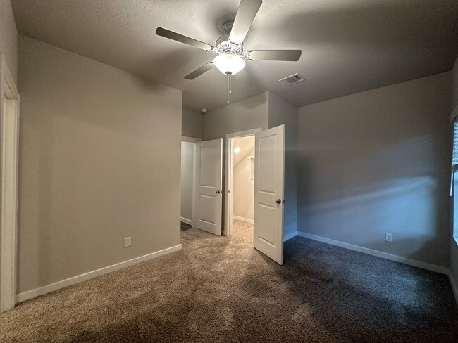 Photo - Townhome for Rent Unidad 102