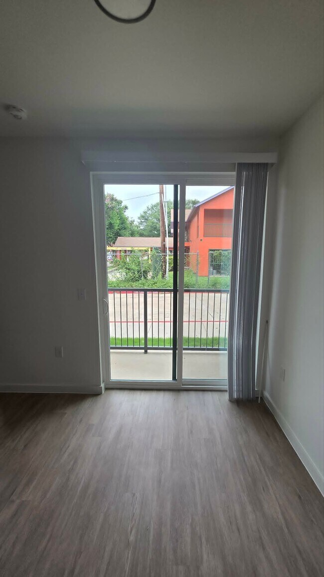 1606 El Paso St Unidad 1101