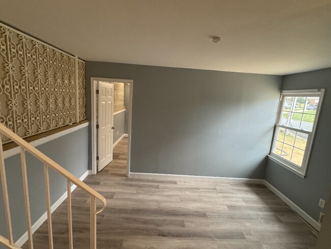 Photo - 3405 Glen Ave