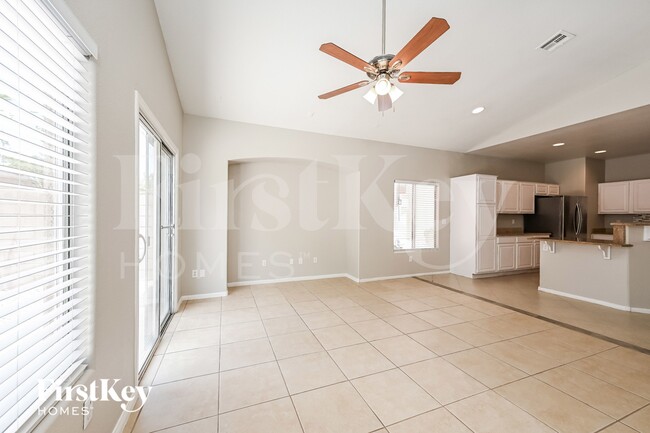 Photo - 10831 Vestone St