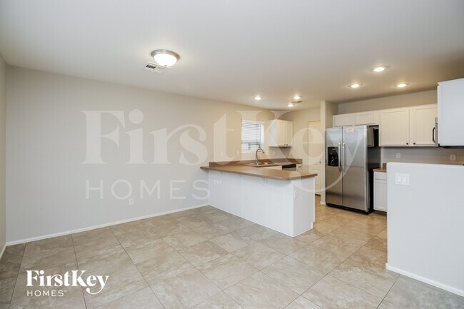 Photo - 284 W Jersey Way