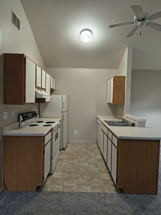 Photo - 585 W Randall St Unit 301