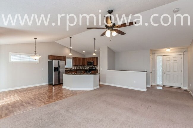 Photo - FINISHED BASEMENT!! 4 Bedroom, 3 Bathroom Home in North Ankeny