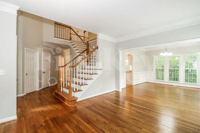 Photo - 5386 Beechmont Dr