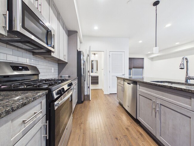 Photo - Townhouse for rent with 1 car garage