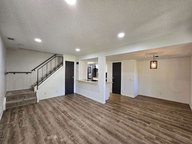 Photo - 9195 Lehigh Ave