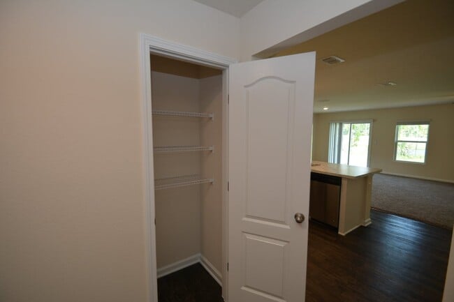 Photo - 664 Grand Reserve Dr