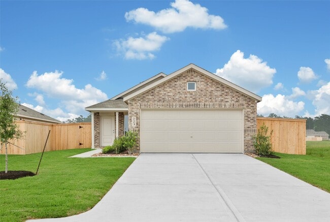 Building Photo - 723 Umbrella Tree Dr