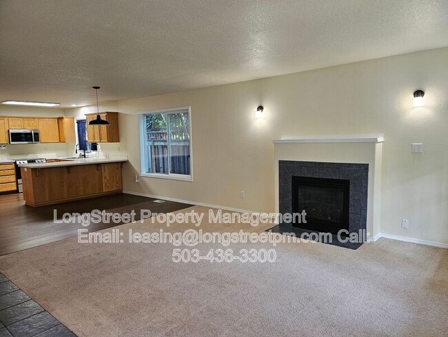 Photo - 5719 N Yale St