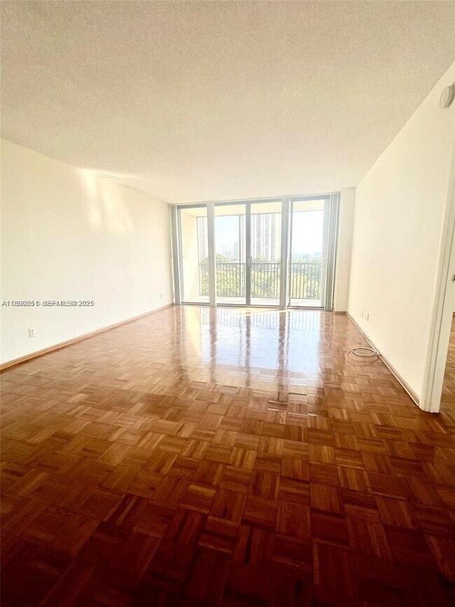 Photo - 3101 N Country Club Dr Unit 603