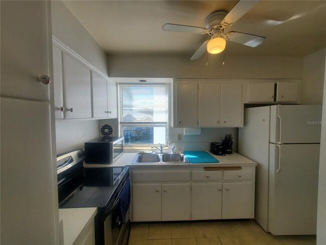 Photo - 200 N Betty Ln Unit 3A