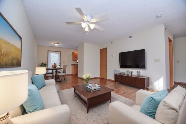 Building Photo - The Ridge Apartments & Townhomes