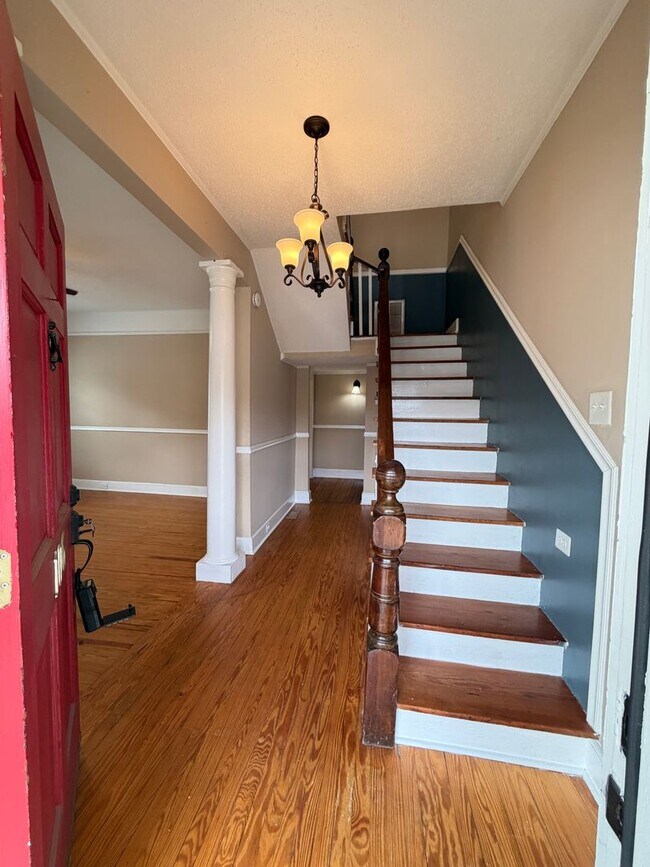 Photo - Charming & Spacious 3-Bedroom Home with a Large Fenced Yard!