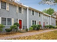 Building Photo - 77 Randall St Unit #1OldeFalmouthCourt Rental
