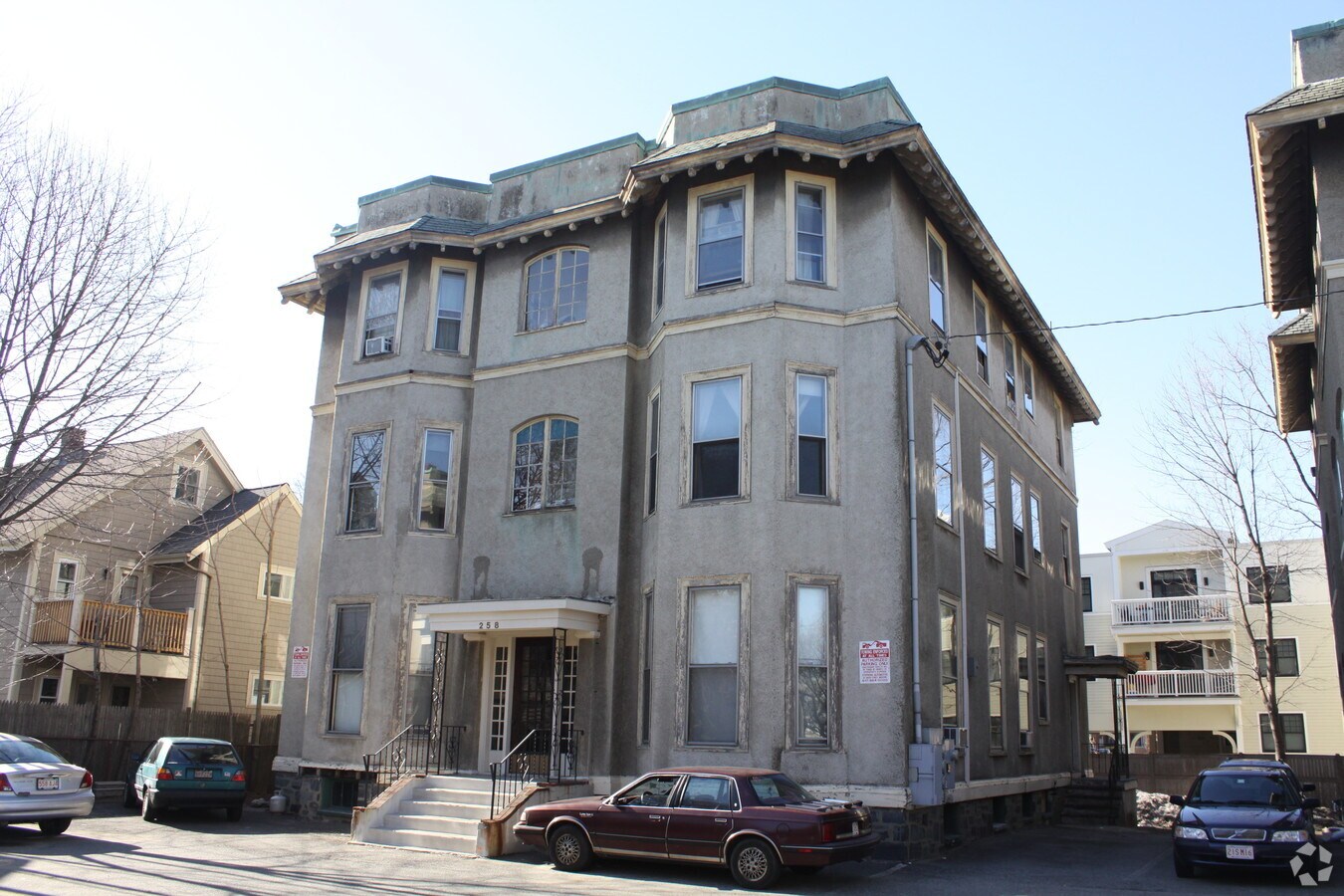 Photo - Capitol Square Apartments