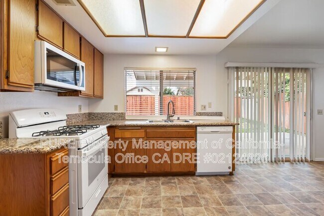 Photo - 42355 Maskuaz Ct