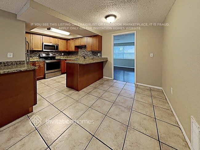 Photo - 1104 Idlebriar Way