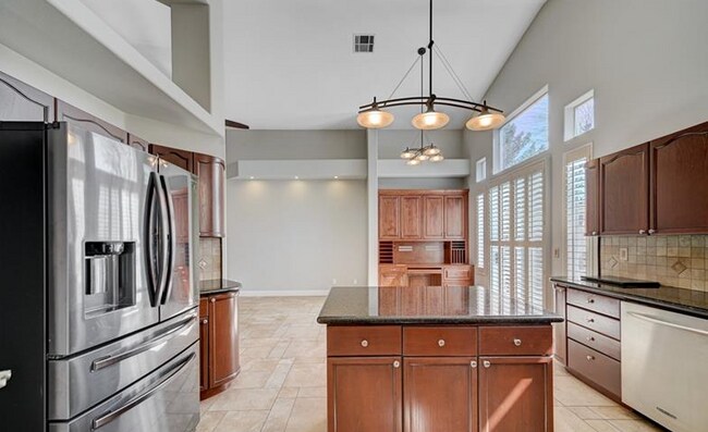 Photo - 8809 Las Olivas Ave