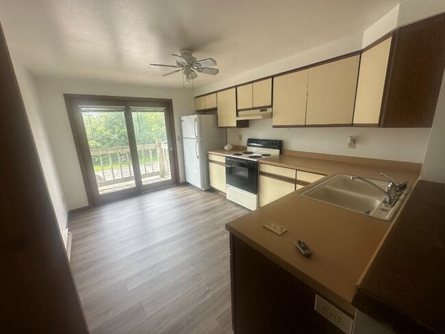 Photo - 351 Main St Condo Unit 4