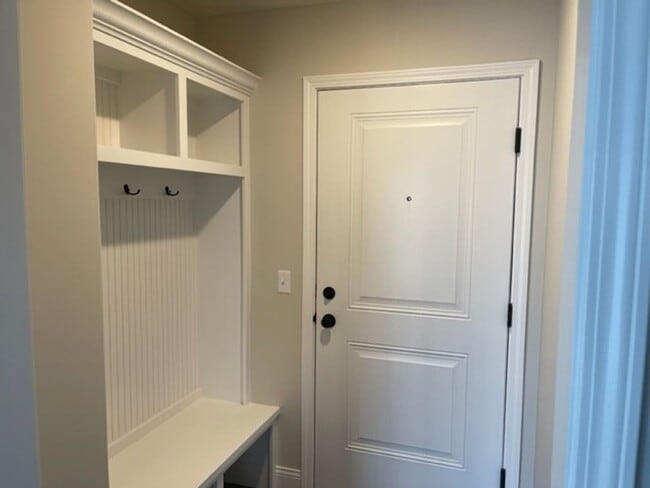 Photo - 1605 Peppermill Ln