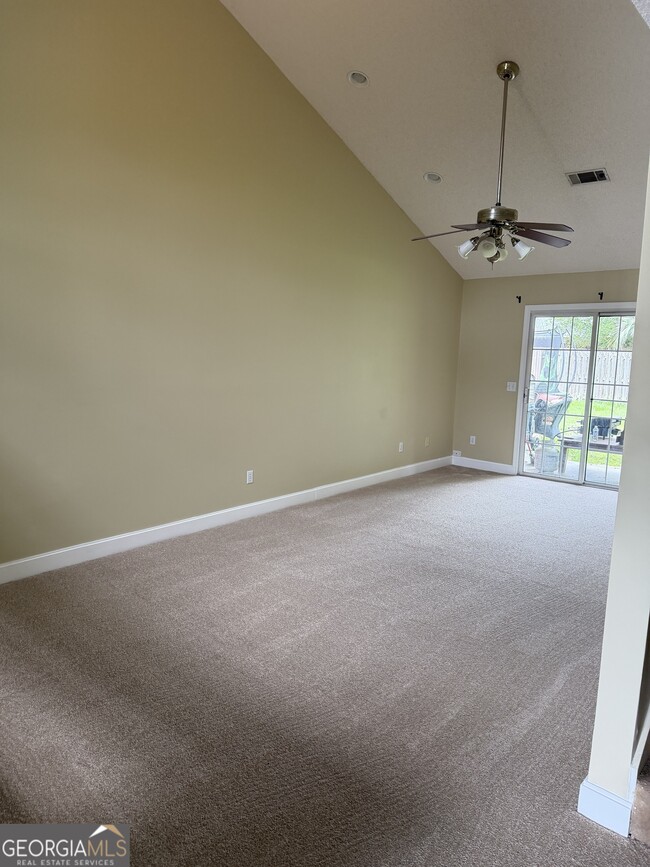 Photo - 205 St Charles Pl