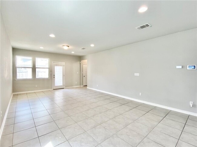 Photo - 2112 Pecan Island Dr