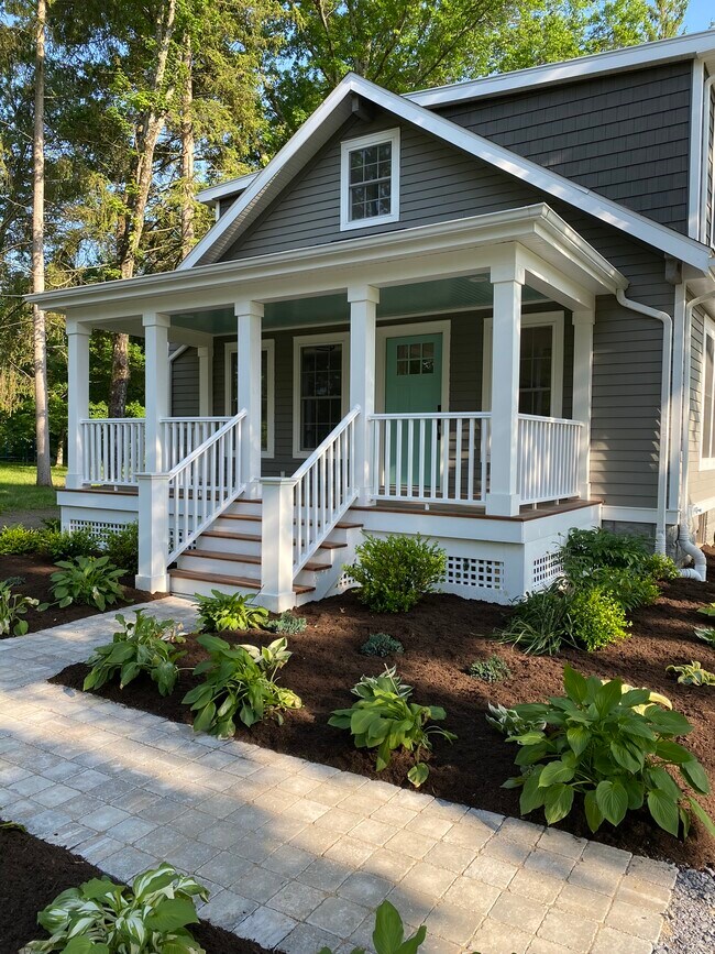 Photo - 132 Rhinecliff Rd