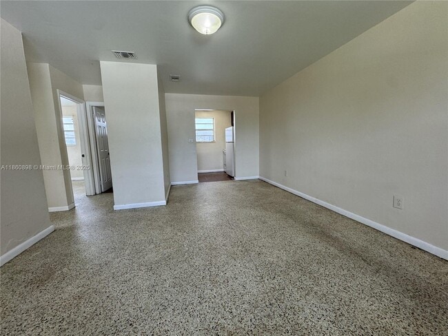Building Photo - 1251 NW 59th St Unit 2 Rental