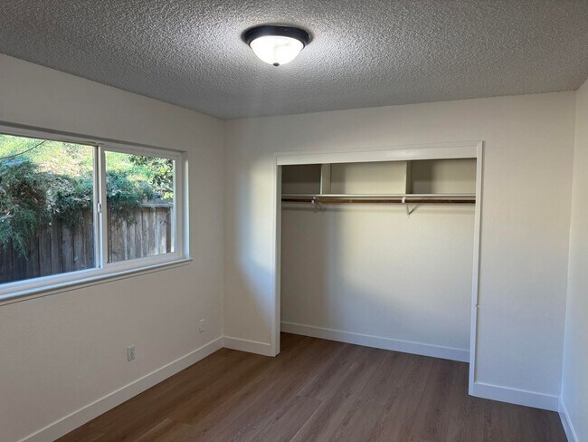 Photo - 5546-5548 Kohler Avenue Apartment Unit 5546 Kohler Avenue