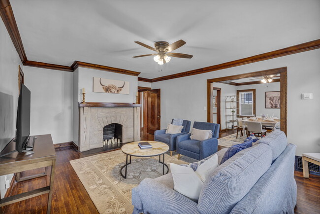Building Photo - 3386 Westbury Rd Unit #2 Rental