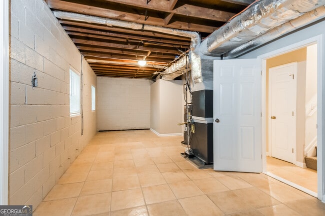 Photo - 8807 Crown Ct
