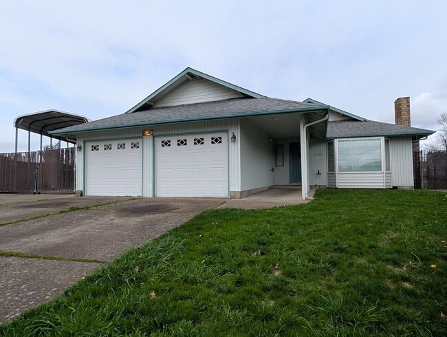 Photo - Great 4bed/2 bath home in west Eugene!