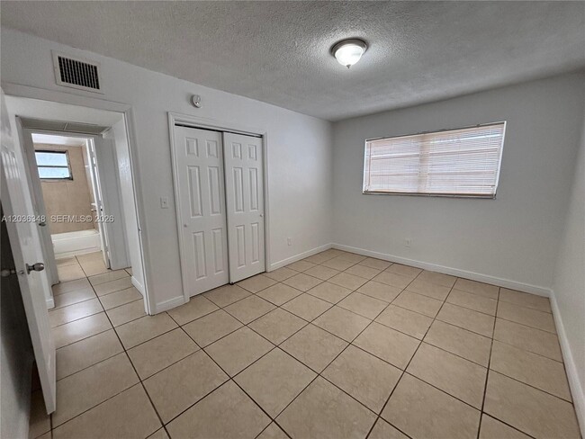 Photo - 8287 NE Miami Ct Unidad 201