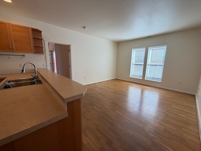 Photo - 3 Bedroom 2 bath single family house