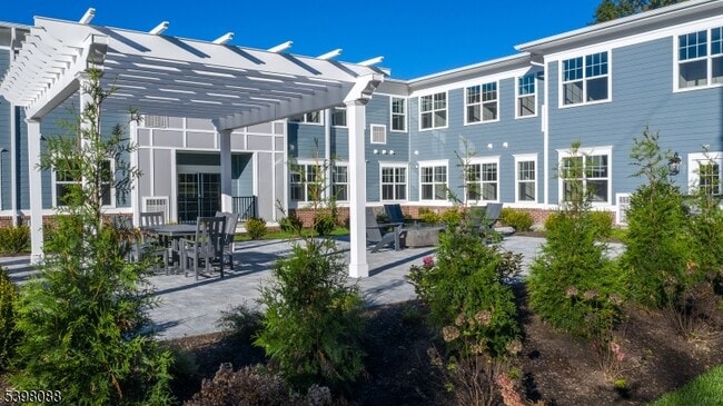 Photo - 663 Springfield Ave Unit 53